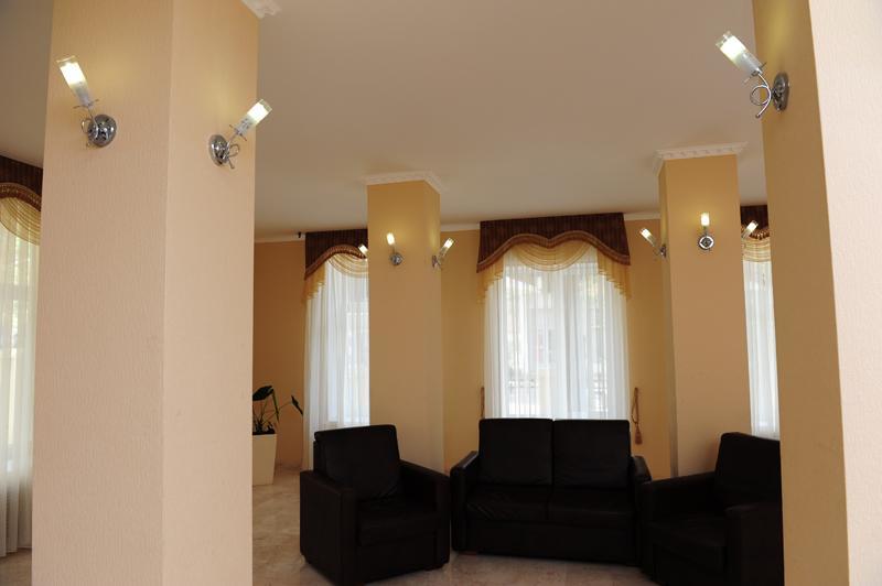 Lazurniy Bereg Hotel Gagra Exterior photo